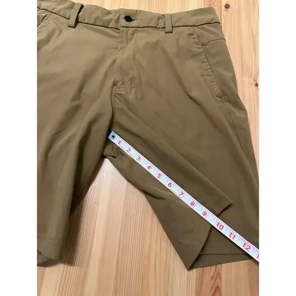 Lululemon Mens Shorts Size 34 - Picture 3 of 8